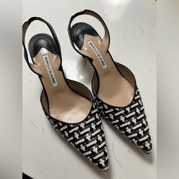 Manolo Blahnik Slingback heels - Picture 2 of 3